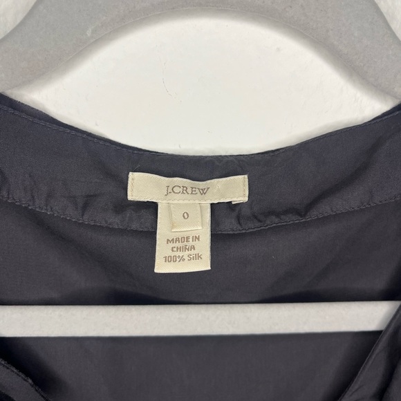 J.Crew 100% Silk Ruffle Front Sleeveless Blouse 👗💙 Size 0 - Picture 3 of 4